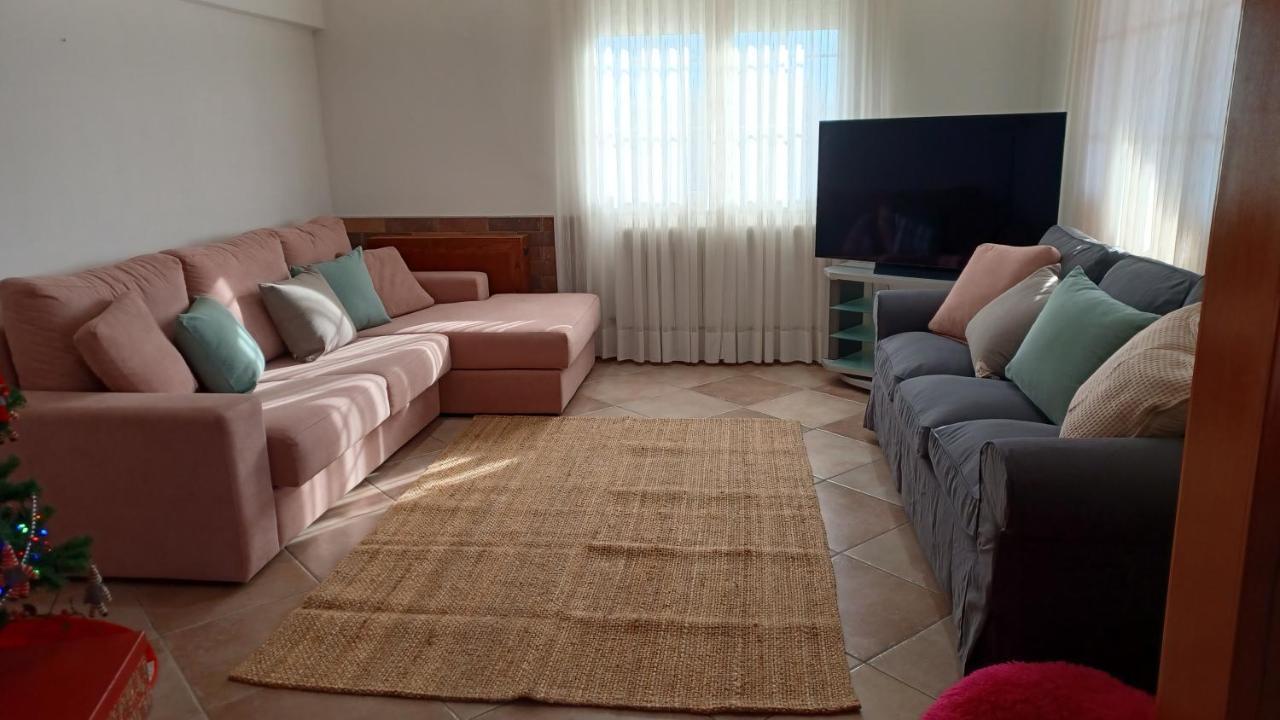 ジローナ Piscina De Sal Barbacoa Wifi, Parking Gratis, 3 Min Pga Casa El Robleヴィラ エクステリア 写真