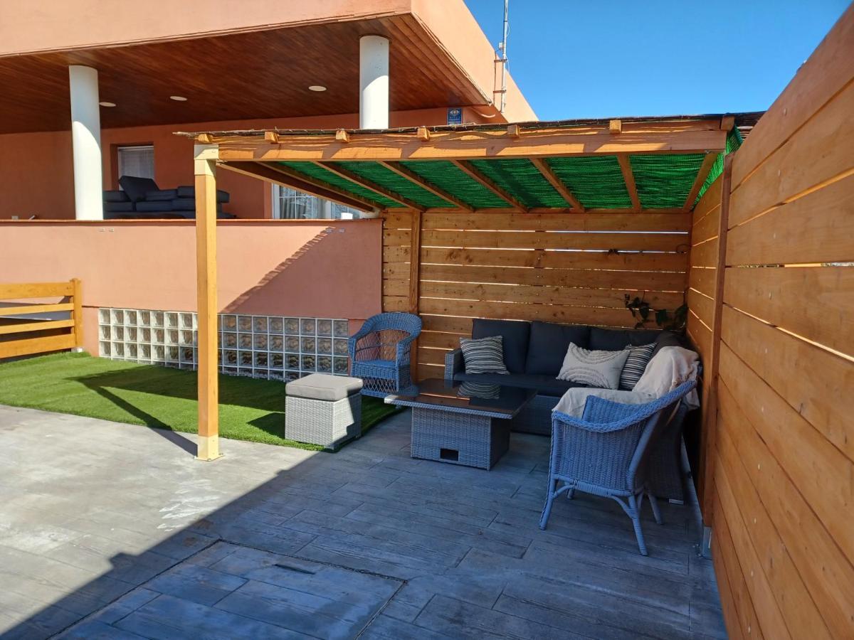 ジローナ Piscina De Sal Barbacoa Wifi, Parking Gratis, 3 Min Pga Casa El Robleヴィラ エクステリア 写真